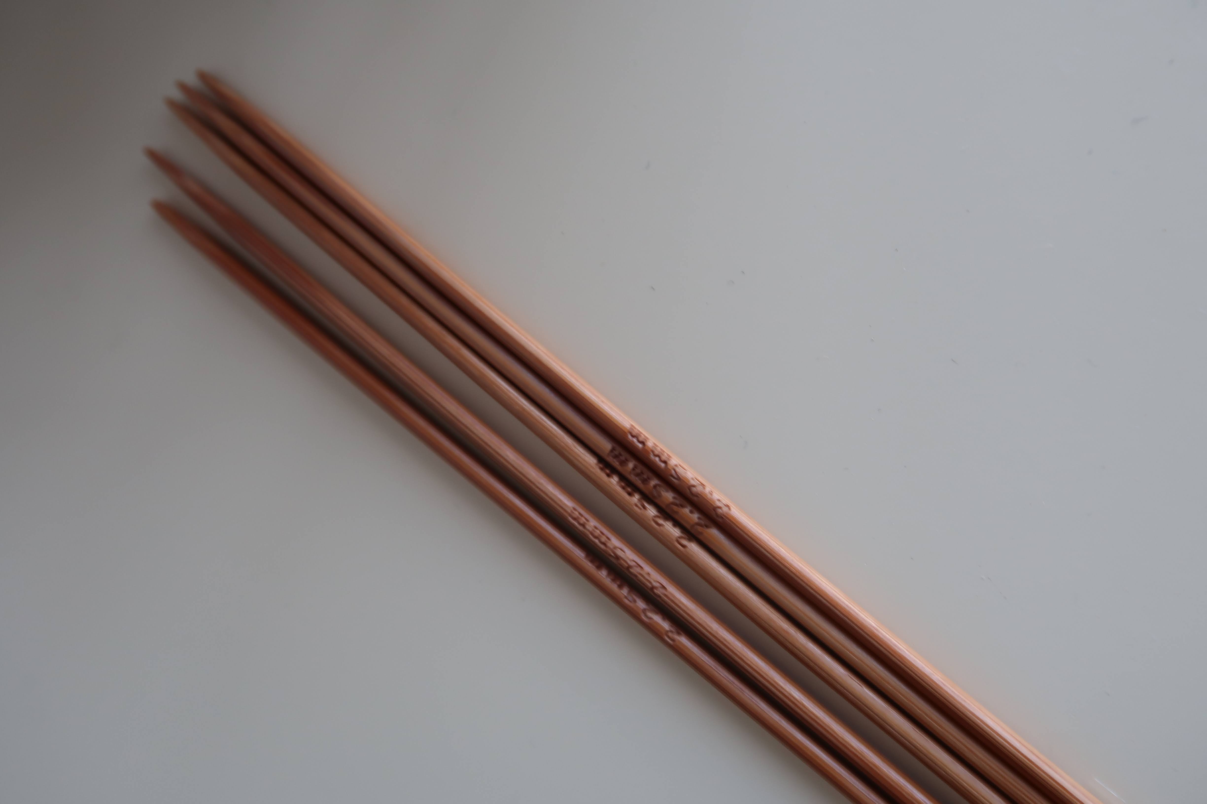 Aguja de doble punta 2.25mm